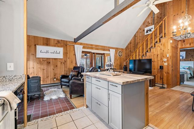 185 Reservoir Road, Campton, NH 03223