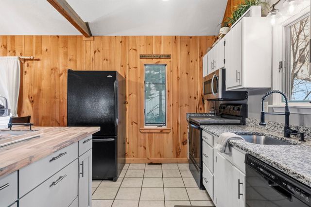 185 Reservoir Road, Campton, NH 03223