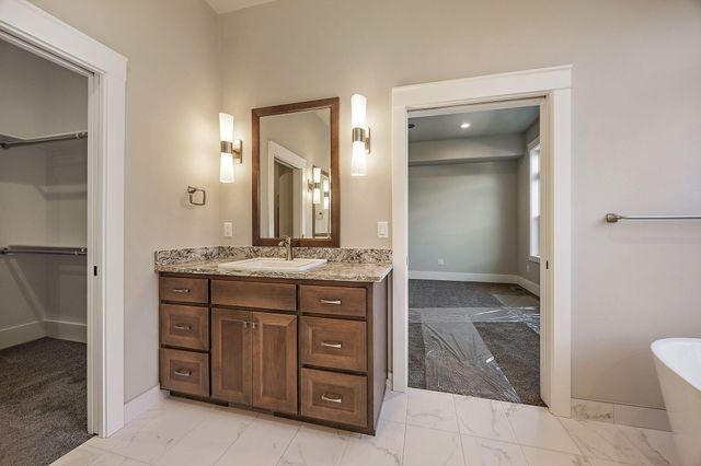 4137 Shamrock Drive, Medford, OR 97504