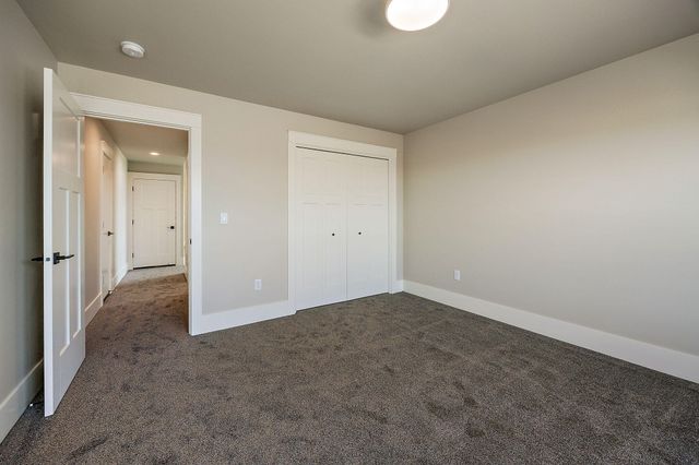 4137 Shamrock Drive, Medford, OR 97504