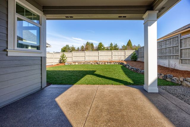 4137 Shamrock Drive, Medford, OR 97504