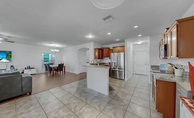 10012 NEWMINSTER LOOP, Ruskin, FL 33573