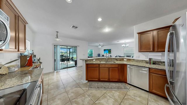 10012 NEWMINSTER LOOP, Ruskin, FL 33573