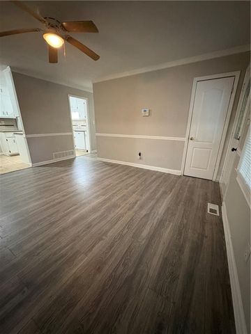 657 Utoy Court, Jonesboro, GA 30238