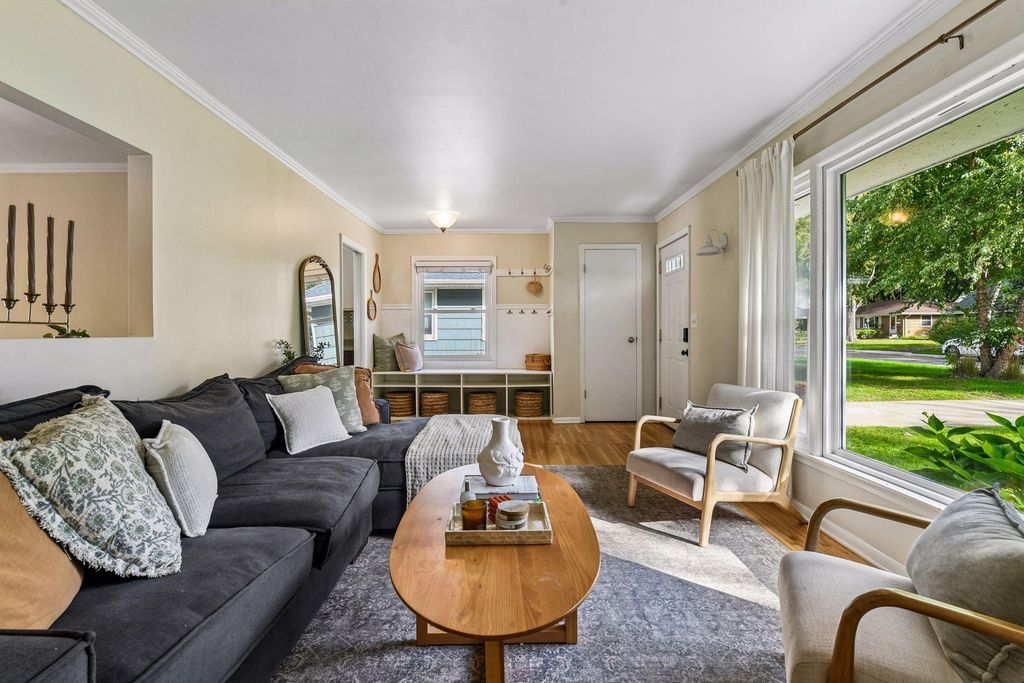 420 Jackson Avenue S, Edina, MN 55343 — photo 3