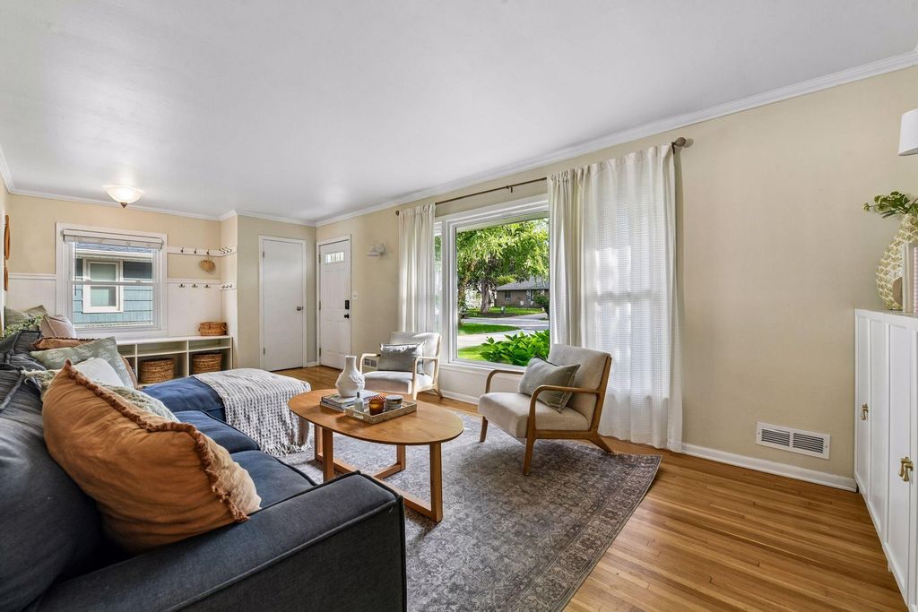 420 Jackson Avenue S, Edina, MN 55343 — photo 5