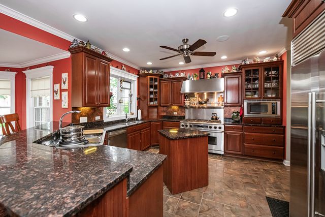 6715 Meyer Road, Marengo, IL 60152