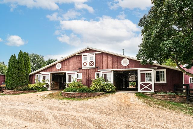 6715 Meyer Road, Marengo, IL 60152