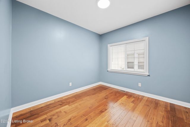 1216 Bicknell Ave, Louisville, KY 40215