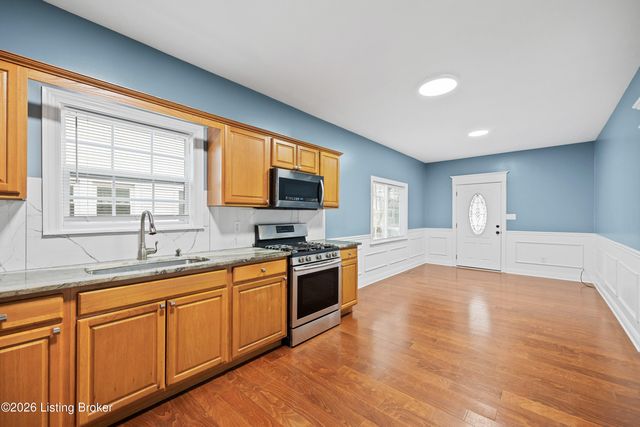 1216 Bicknell Ave, Louisville, KY 40215