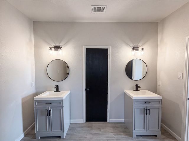 6367 Rainwater Way, Fort Worth, TX 76179