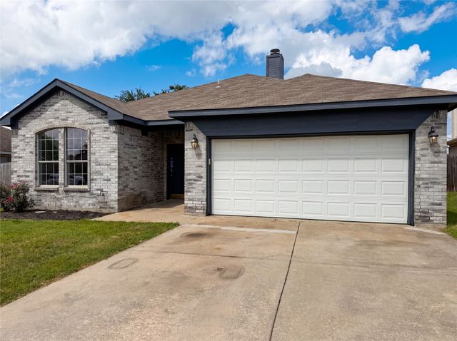 6367 Rainwater Way, Fort Worth, TX 76179