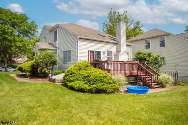 18 Mountain View Ct, Hardyston Twp., NJ 07419