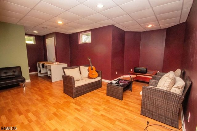 18 Mountain View Ct, Hardyston Twp., NJ 07419