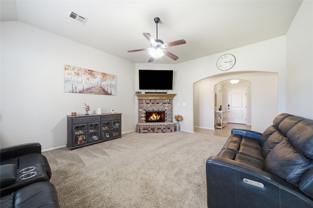 8409 N 77 East Avenue, Owasso, OK 74055