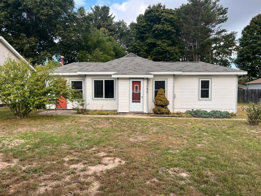 1130 Englewood Avenue, Norton Shores City, MI 49441
