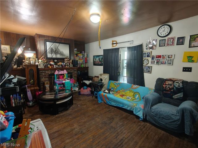 1135 Oak Avenue NW, Canton, OH 44708