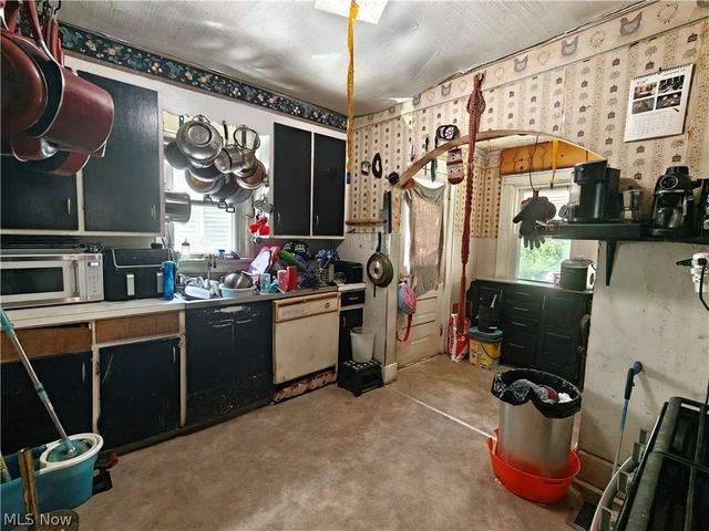 1135 Oak Avenue NW, Canton, OH 44708