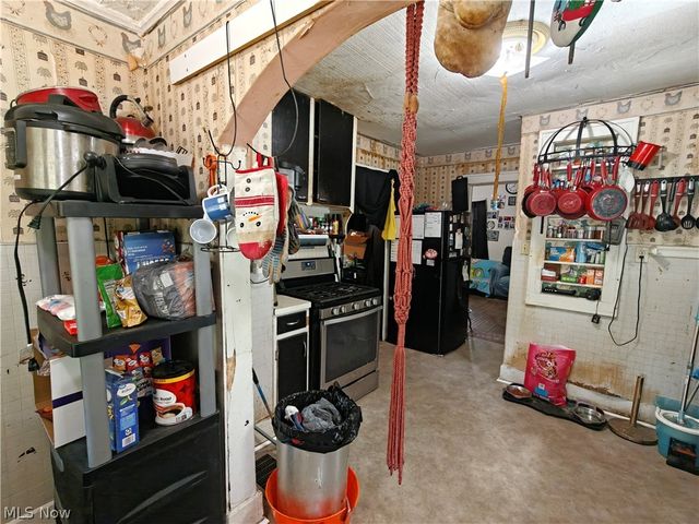 1135 Oak Avenue NW, Canton, OH 44708