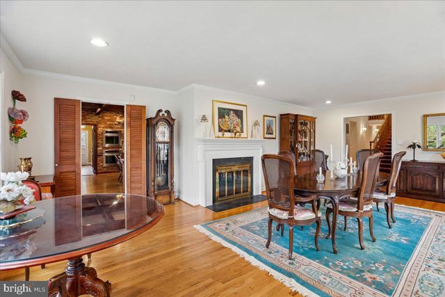 10810 BURBANK DR, Potomac, MD 20854