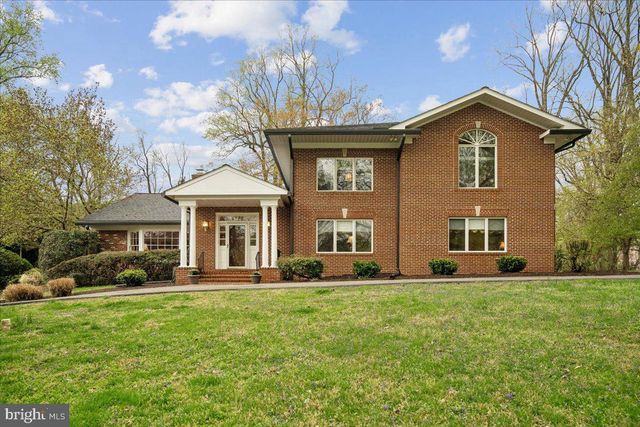 10810 BURBANK DR, Potomac, MD 20854