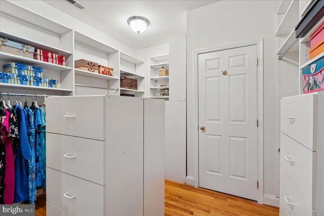 10810 BURBANK DR, Potomac, MD 20854