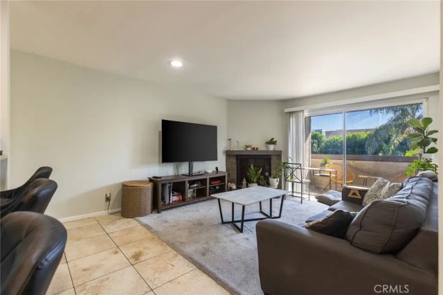 20253 Keswick, Winnetka, CA 91306