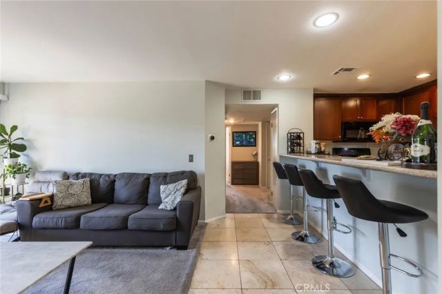 20253 Keswick, Winnetka, CA 91306