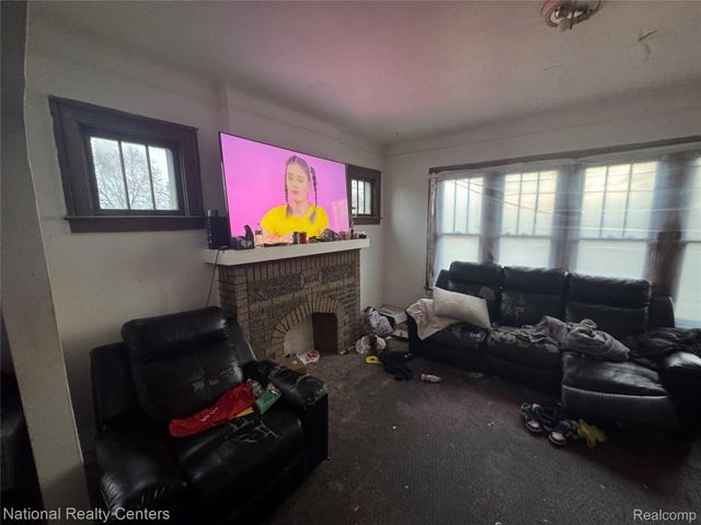 11881 Saint Patrick Street, Detroit, MI 48205