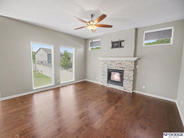 16911 Cary Street, Omaha, NE 68136