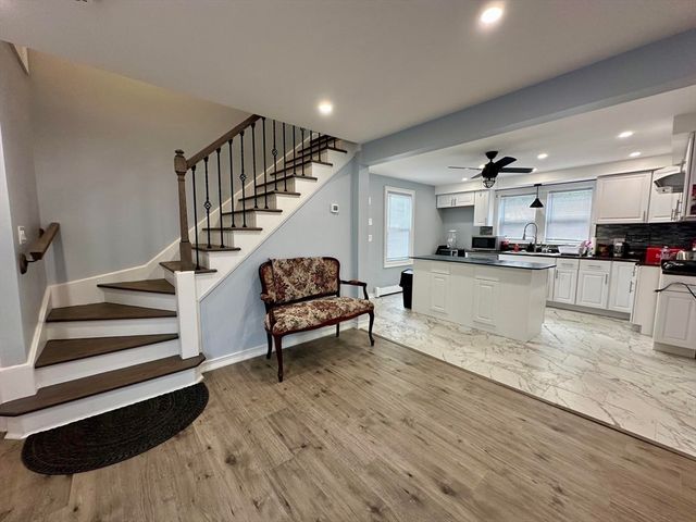 240 Russellville Rd, Westfield, MA 01085