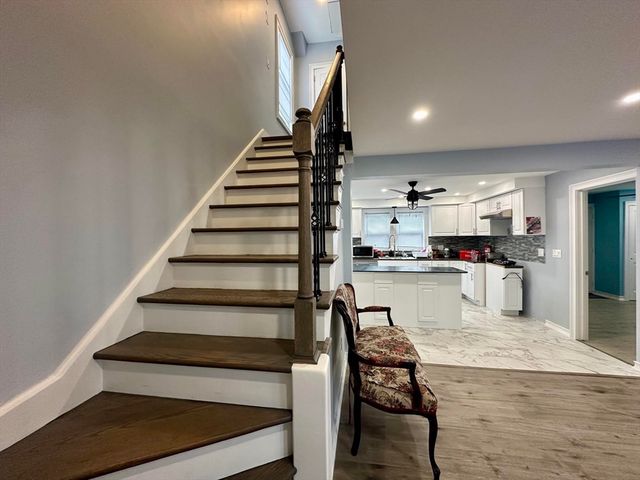 240 Russellville Rd, Westfield, MA 01085