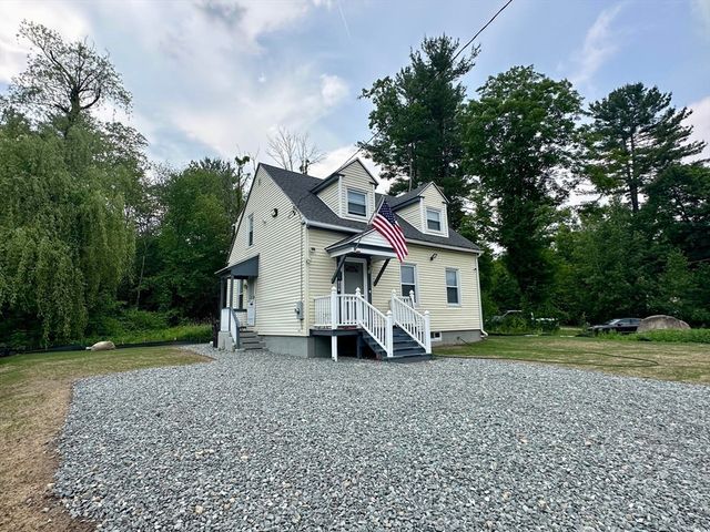 240 Russellville Rd, Westfield, MA 01085