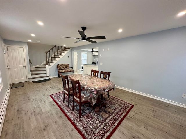 240 Russellville Rd, Westfield, MA 01085