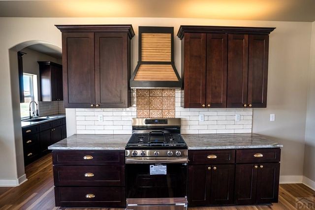 999 Charlo Dr, Pueblo, CO 81007
