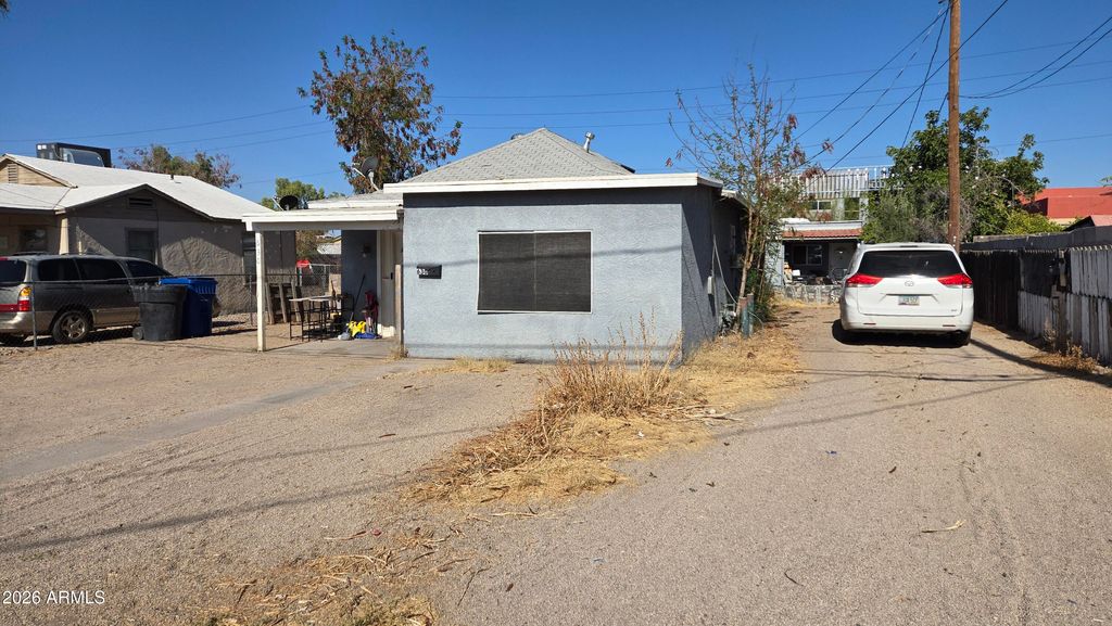 630 S GRAND Street, Mesa, AZ 85210