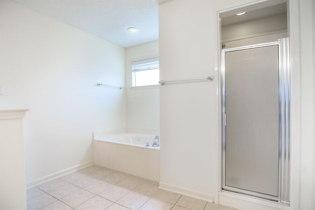 105 CENTER SPRINGS DR, Collierville, TN 38017