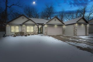 68640 Christiana Lake Road, Edwardsburg, MI 49112