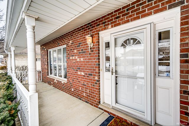 8548 Monaghan Drive, Tinley Park, IL 60487