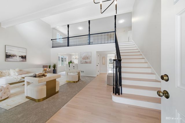 8548 Monaghan Drive, Tinley Park, IL 60487