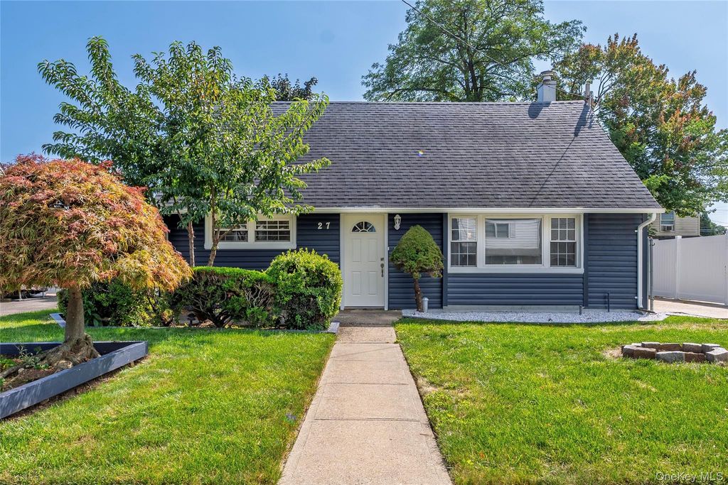 27 Park Lane, Bethpage, NY 11714 — exterior