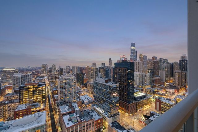 303 W Ohio Street 3502, Chicago, IL 60654
