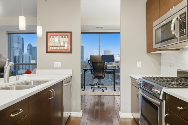 303 W Ohio Street 3502, Chicago, IL 60654