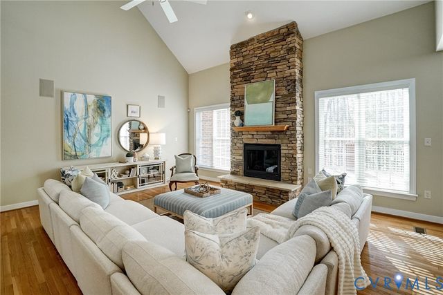 504 Hunt Field Rd, Manakin Sabot, VA 23103