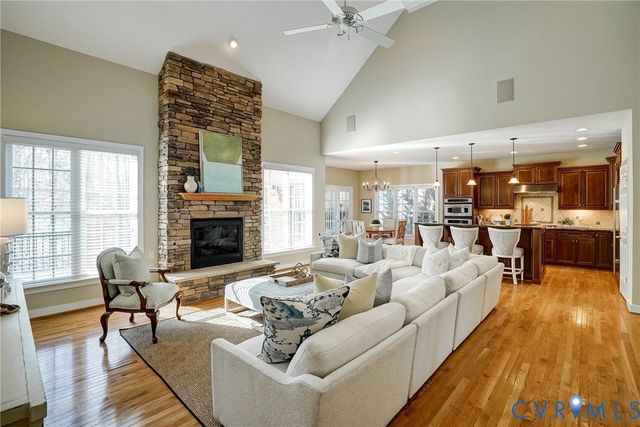 504 Hunt Field Rd, Manakin Sabot, VA 23103