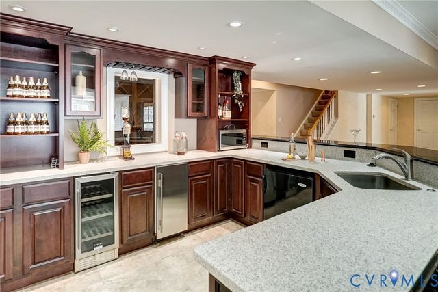 504 Hunt Field Rd, Manakin Sabot, VA 23103