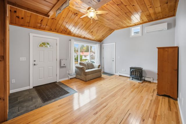 17 Joffre Street, Concord, NH 03301