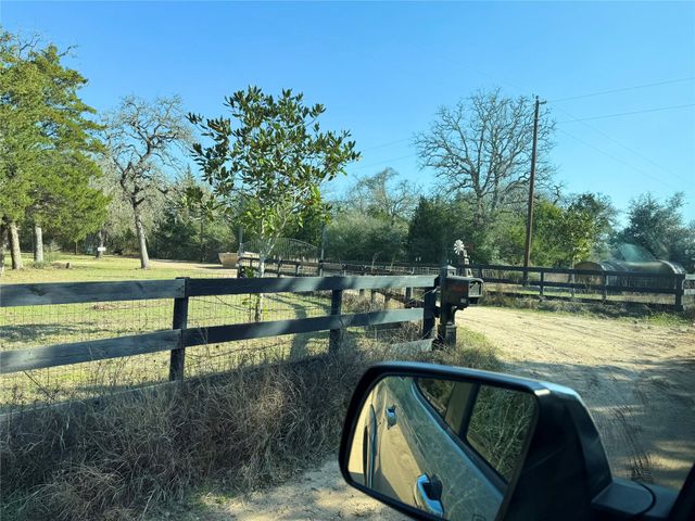 1760 County Road 215, Weimar, TX 78962