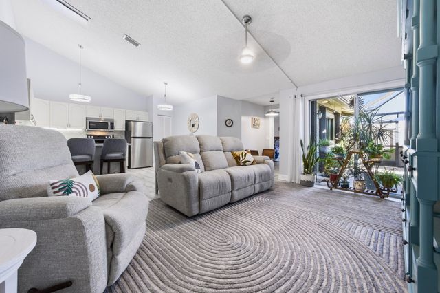 5685 Golden Eagle Circle 5685, Palm Beach Gardens, FL 33418