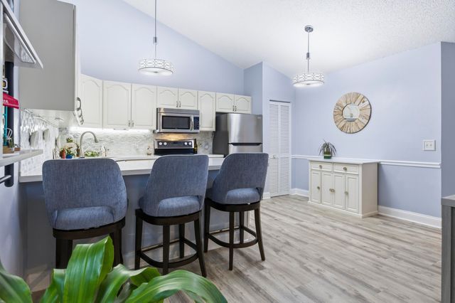 5685 Golden Eagle Circle 5685, Palm Beach Gardens, FL 33418